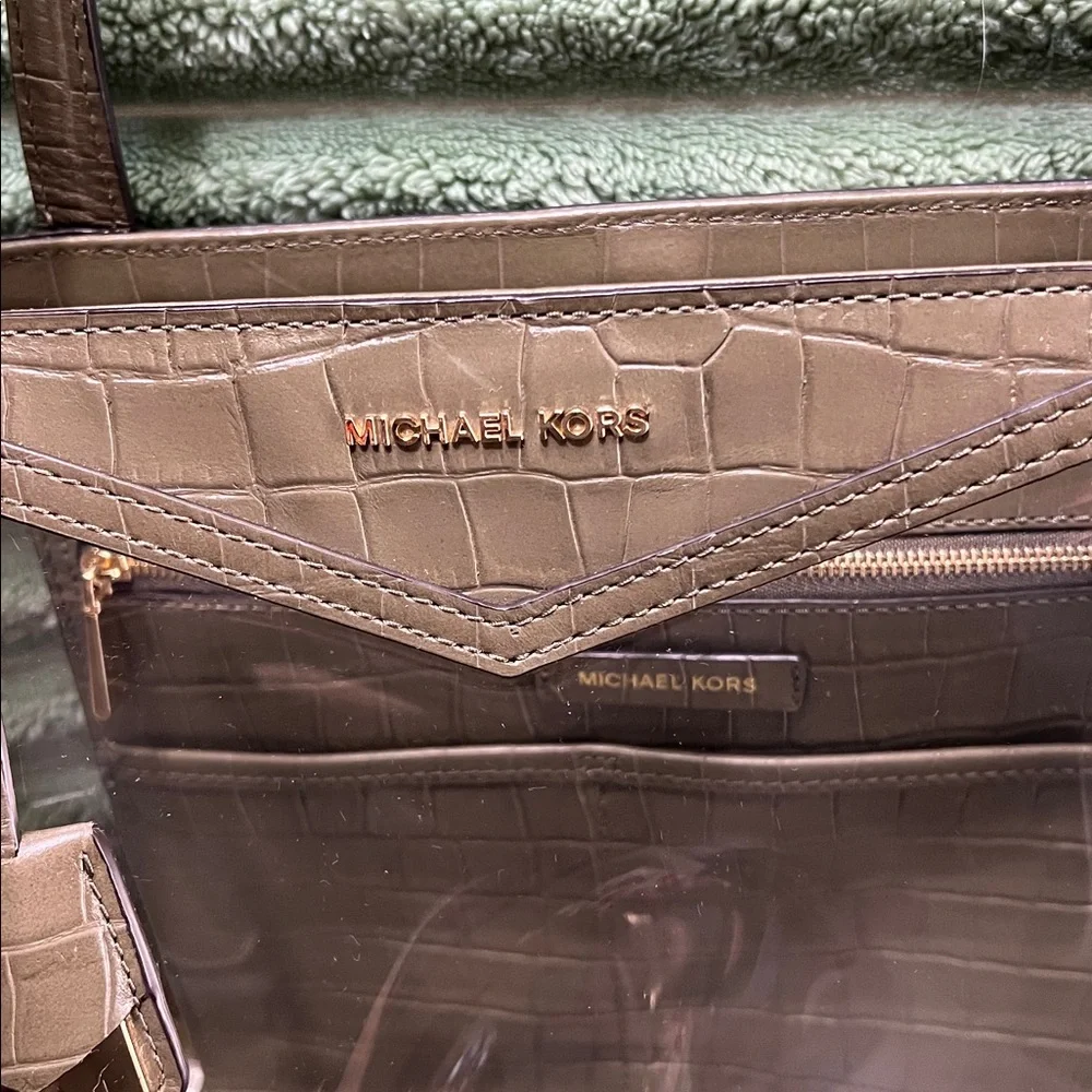 Michael Kors Brown and Transparent Tote - Picture 2 of 7